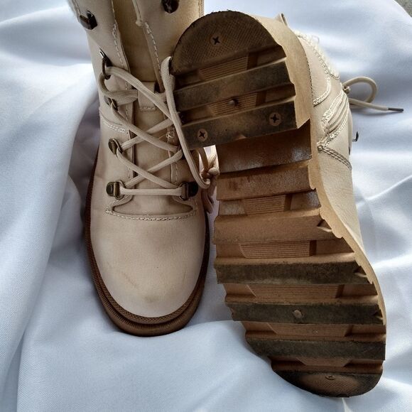 Sugar boots  - Picture 4 of 6